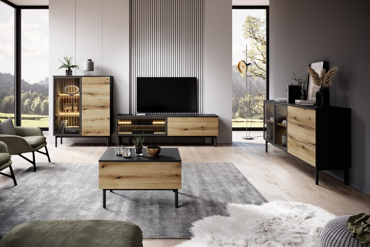 Loft stila viesistaba ar stikla sienām un apgaismojumu, Lang skapis