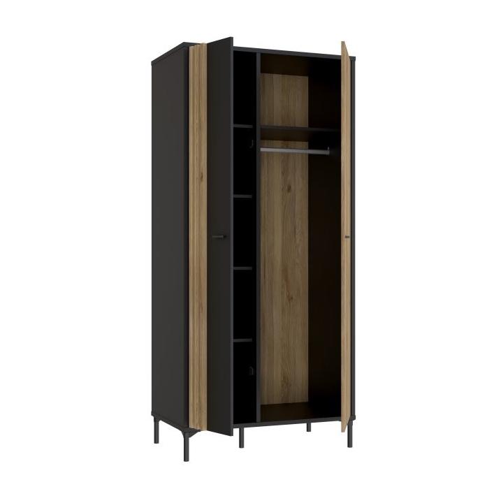 Joakima Fortes garderobe — 2 attēls